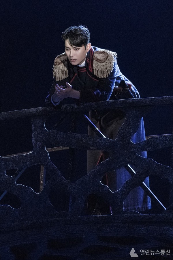 '빅터' 역의 전동석©뉴컨텐츠컴퍼니