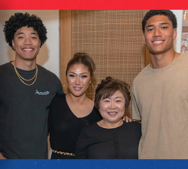   카일 해밀턴 가족.사진=카일 해밀턴 SNS  ©ONA