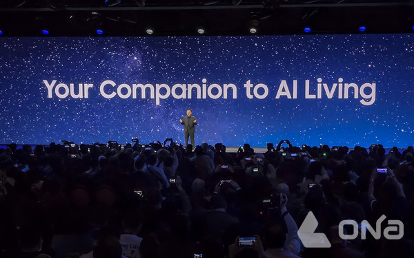 삼성전자 노태문 대표이사 사장(DX부문장)이 CES 2026 '더 퍼스트룩' 프레스 컨퍼런스에서 연설을 하고 있다. (제공=삼성전자) ©열린뉴스통신ONA