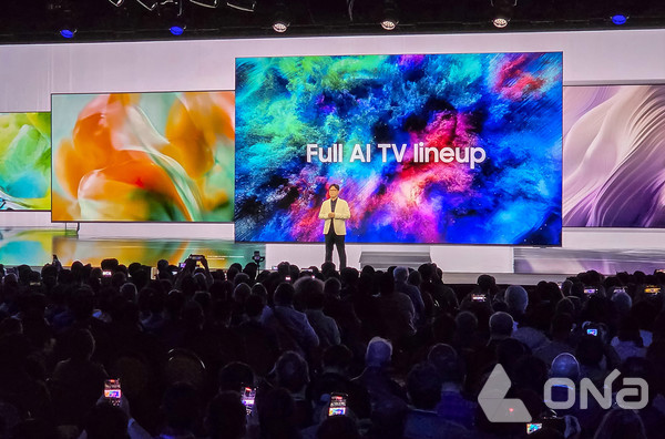 삼성전자 영상디스플레이사업부장 용석우 사장이 CES 2026 '더 퍼스트룩' 프레스 컨퍼런스에서 연설을 하고 있다. (제공=삼성전자) ©열린뉴스통신ONA