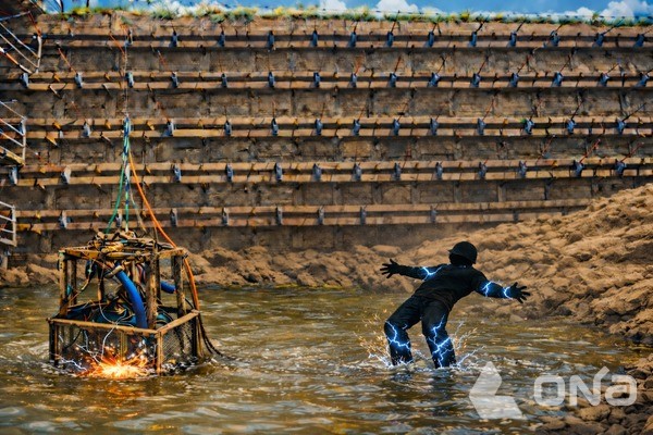 수중에서 사용하는 전기 기계·기구 누설전류에 감전 사례(사진=고용노동부)©열린뉴스통신ONA