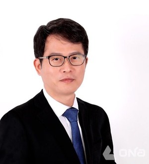 <b>조국혁신당</b> 2기 지도부, 인재영입 1호 <b>류제성 변호사</b>